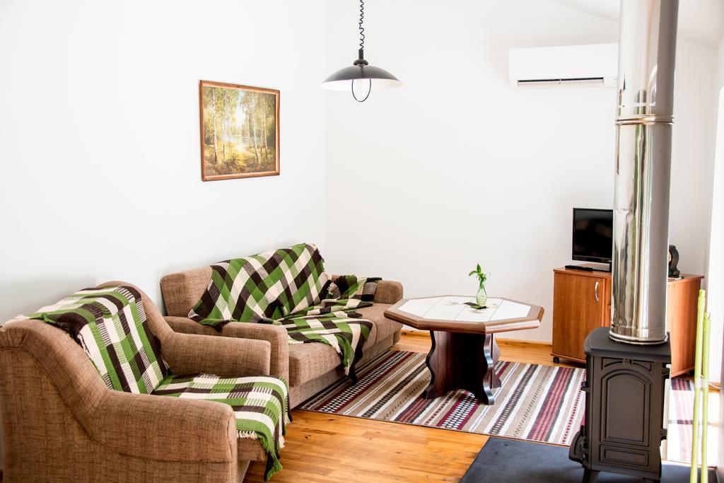 Ramybes Uostas Guest House Svedriske Екстериор снимка