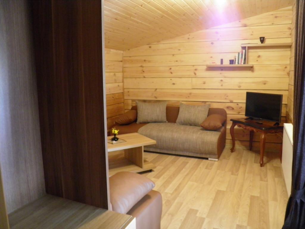Ramybes Uostas Guest House Svedriske Екстериор снимка